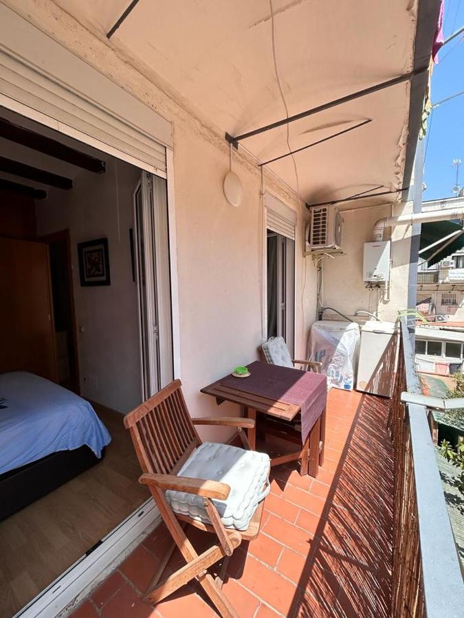 Appartamento Apartamento Tranquilo Y Del Barrio Barcellona Esterno foto