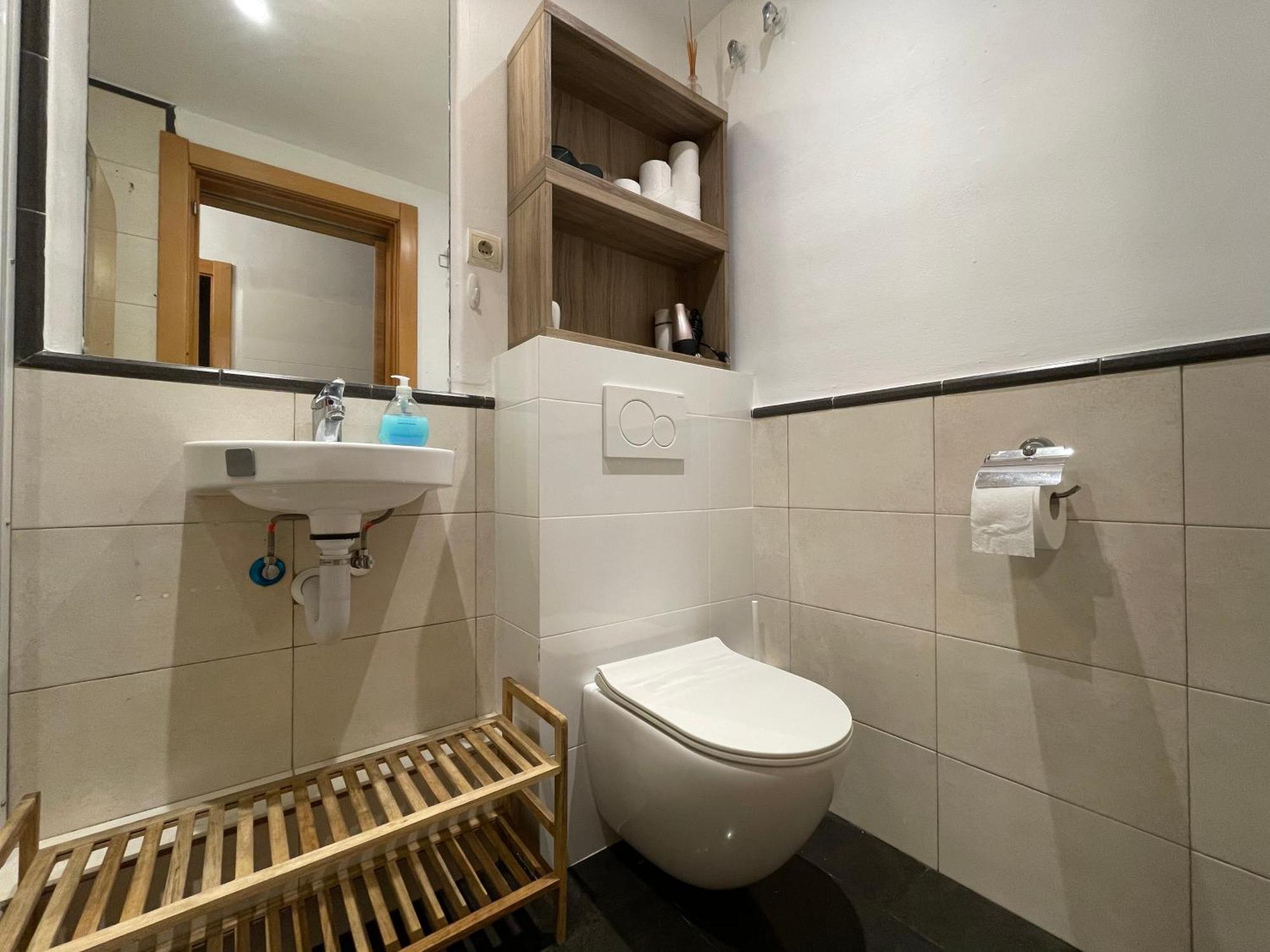 Appartamento Apartamento Tranquilo Y Del Barrio Barcellona Esterno foto